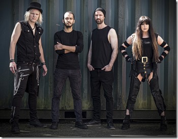 Velvet Viper (1) by Volker Wilke