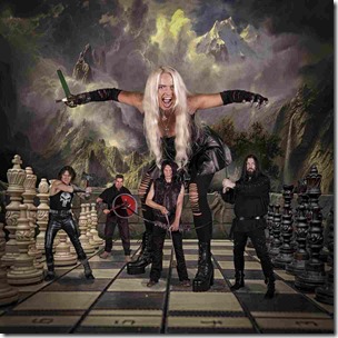 Queen of Distortion - Schachbrett